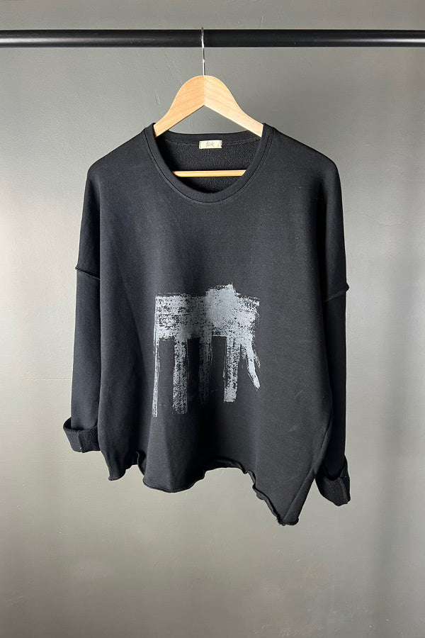Tzusk Cropped Jumper with Elephant Print