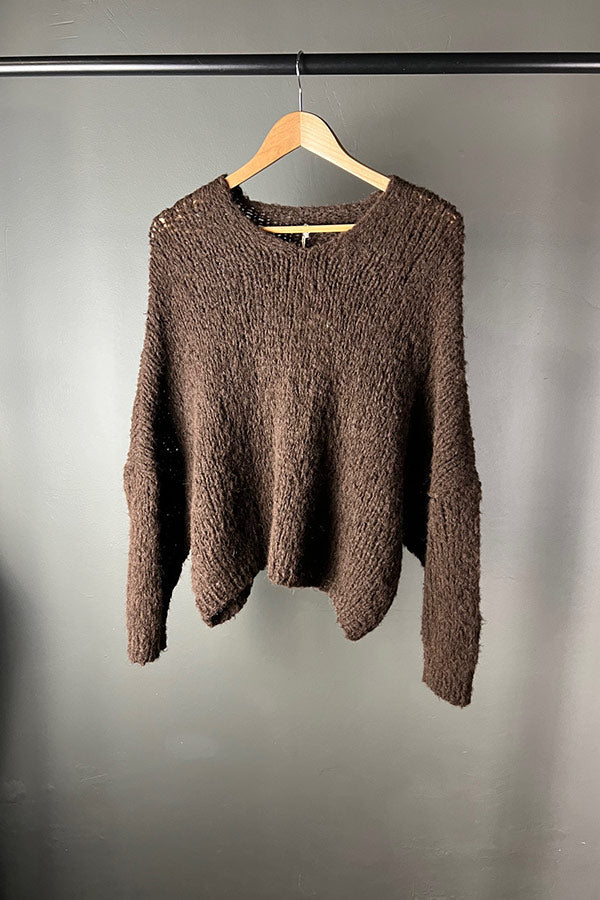 Amano Chocolate V-neck Alpaca Cropped Jumper