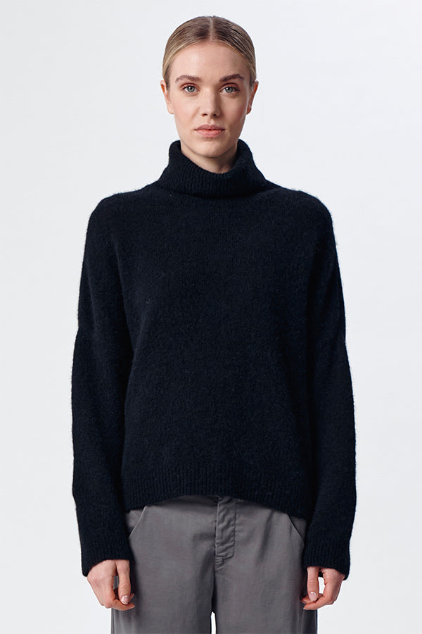 Transit Woollen Turtle Neck Knit