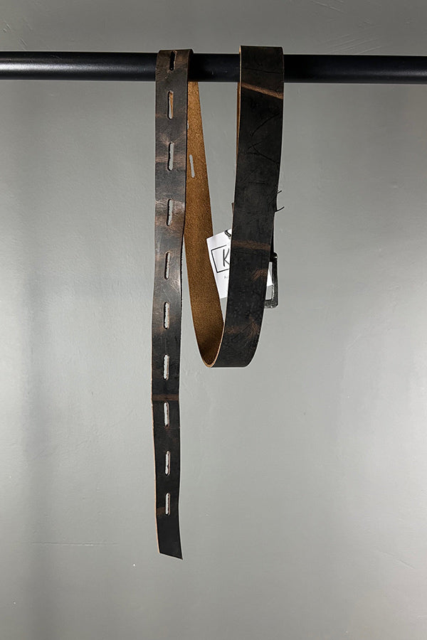 Studio Koak Leather Belt with Hand-Forged Square Buckle in Cognac