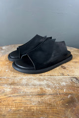 Lofina Black Leather Slides
