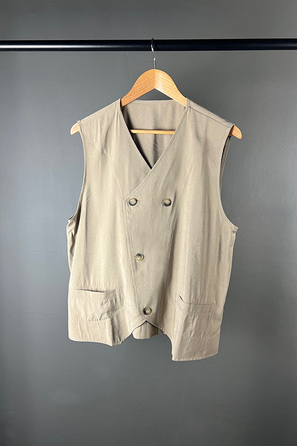 La Vaca Loca Reversible Botella Vest in Stone