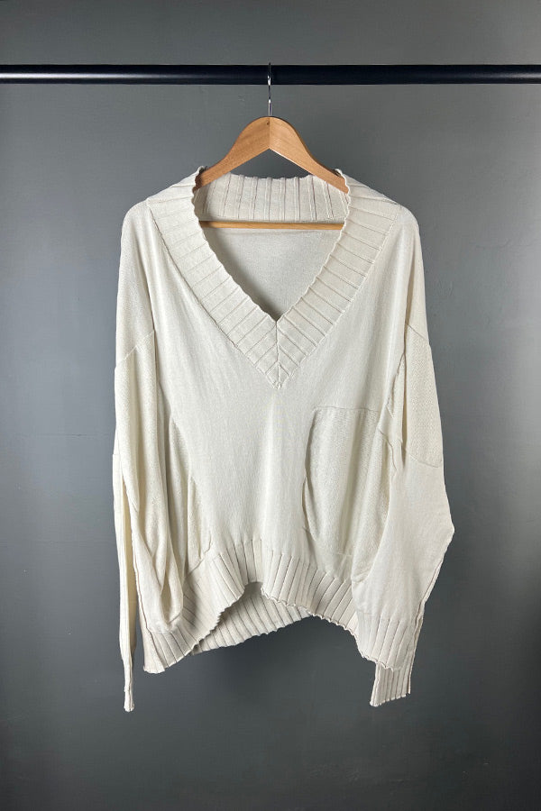 La Vaca Loca Cacerola Off White V-Neck