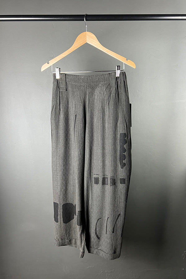 Moyuru Grey & Black Print Pants