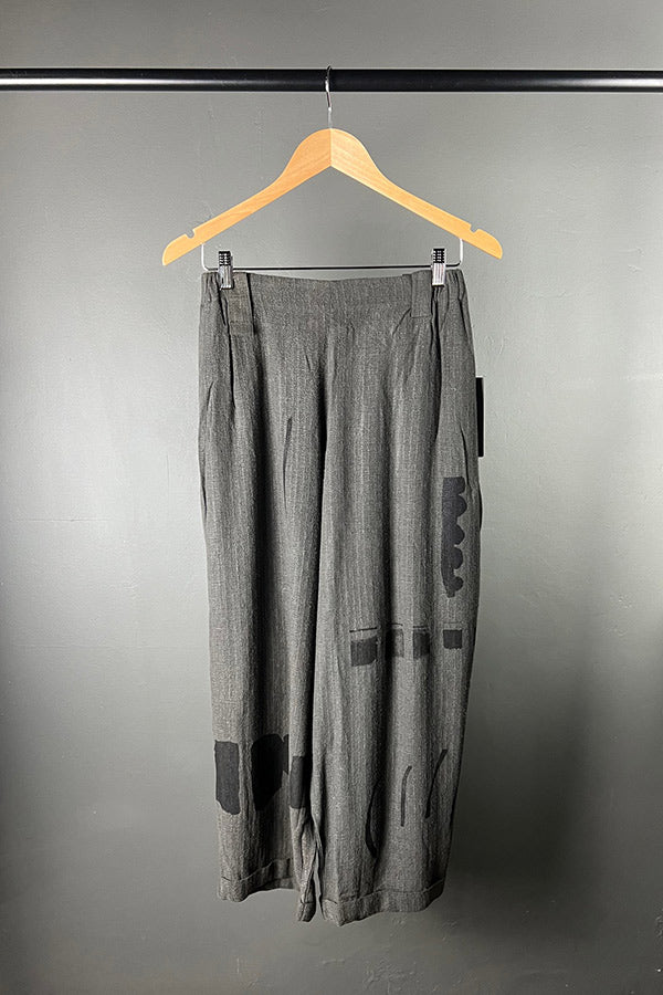 Moyuru Grey & Black Print Pants