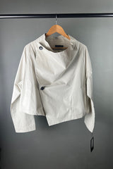 Moyuru Cropped Jacket in Putty