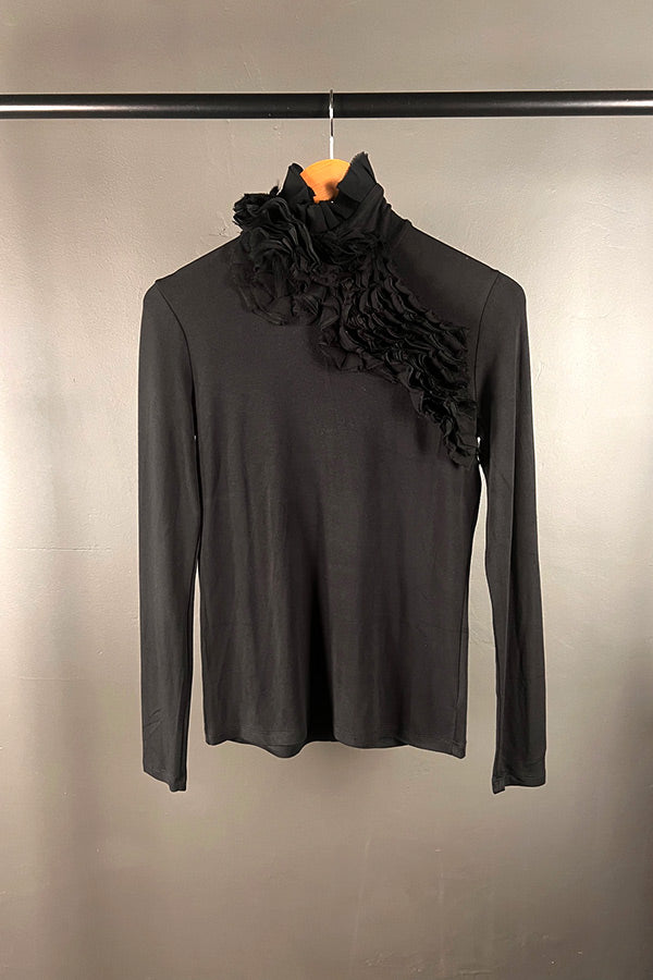 M.A. Dainty Black Skivvy with Silk Frill Detail – Aniseed
