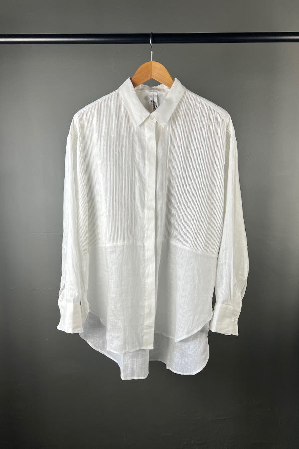 M.A. Dainty White Linen Bobby Shirt