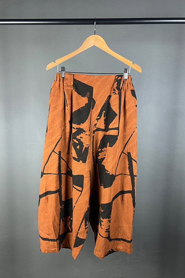 Moyuru Rust Abstract Print Pants