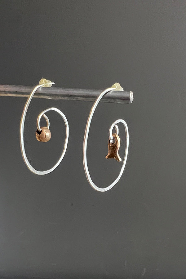 Pesci Che Volano Vortice Earrings