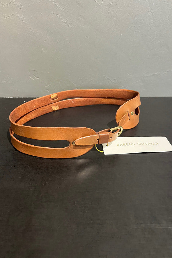 Rabens Saloner Iram Leather Belt in Cognac