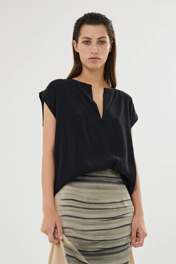 Rabens Saloner Sand Washed Rosalyn Top in Black