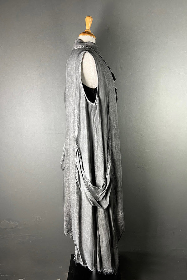 Sanctemuerte Long Gilet in Grey