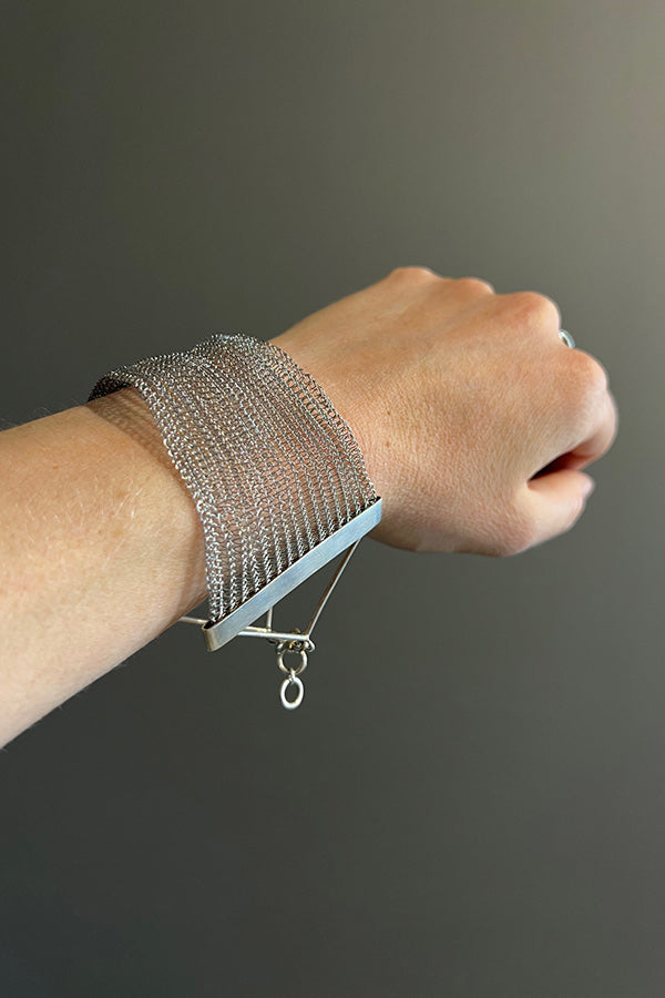 Seriously Designed Silver Wire Cuff with Silver Clasp