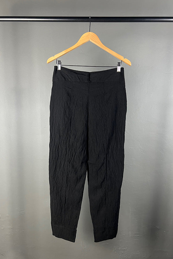 Transit Textural Pleated Black Pants
