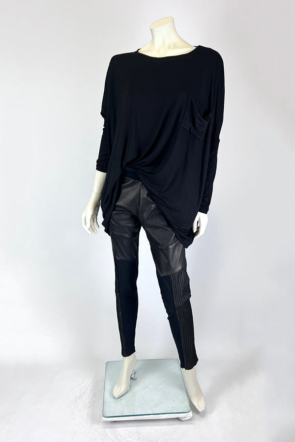 Tzusk Black Oversized Bamboo Pocket Top