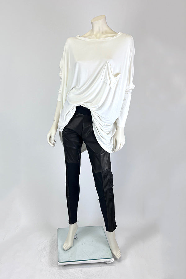 Tzusk White Oversized Bamboo Pocket Top